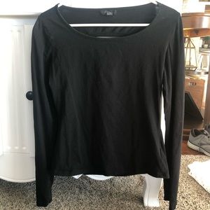 Black long sleeve with fun back